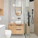 Beige In With Parking And Air Conditioned Living By Renters * Познань