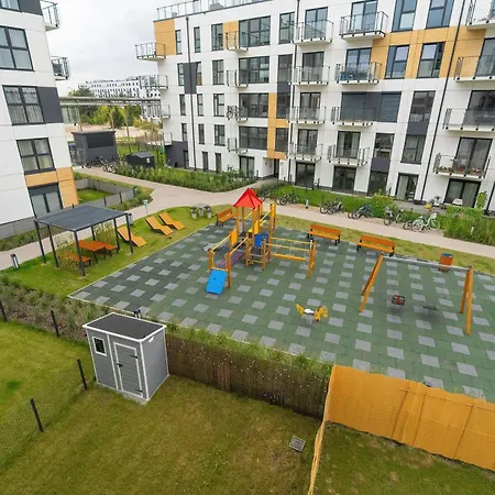 Апартаменты Beige In With Parking And Air Conditioned Living By Renters *