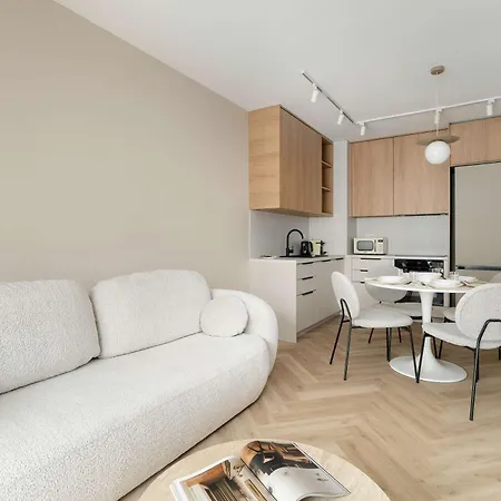 Beige In With Parking And Air Conditioned Living By Renters *