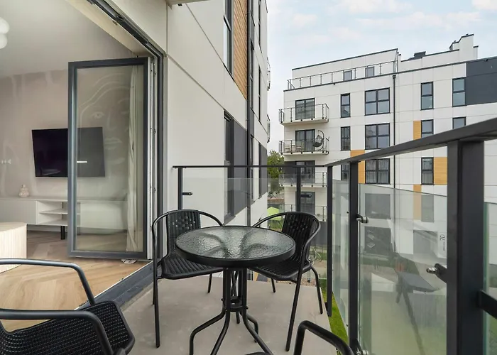 Beige In With Parking And Air Conditioned Living By Renters Daire Poznan